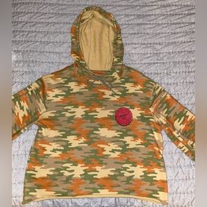Women's Camo Cropped Magellan Outdoors Hoodie
